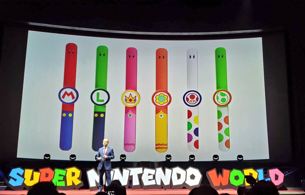 Gelang-gelang di Super Nintendo World.