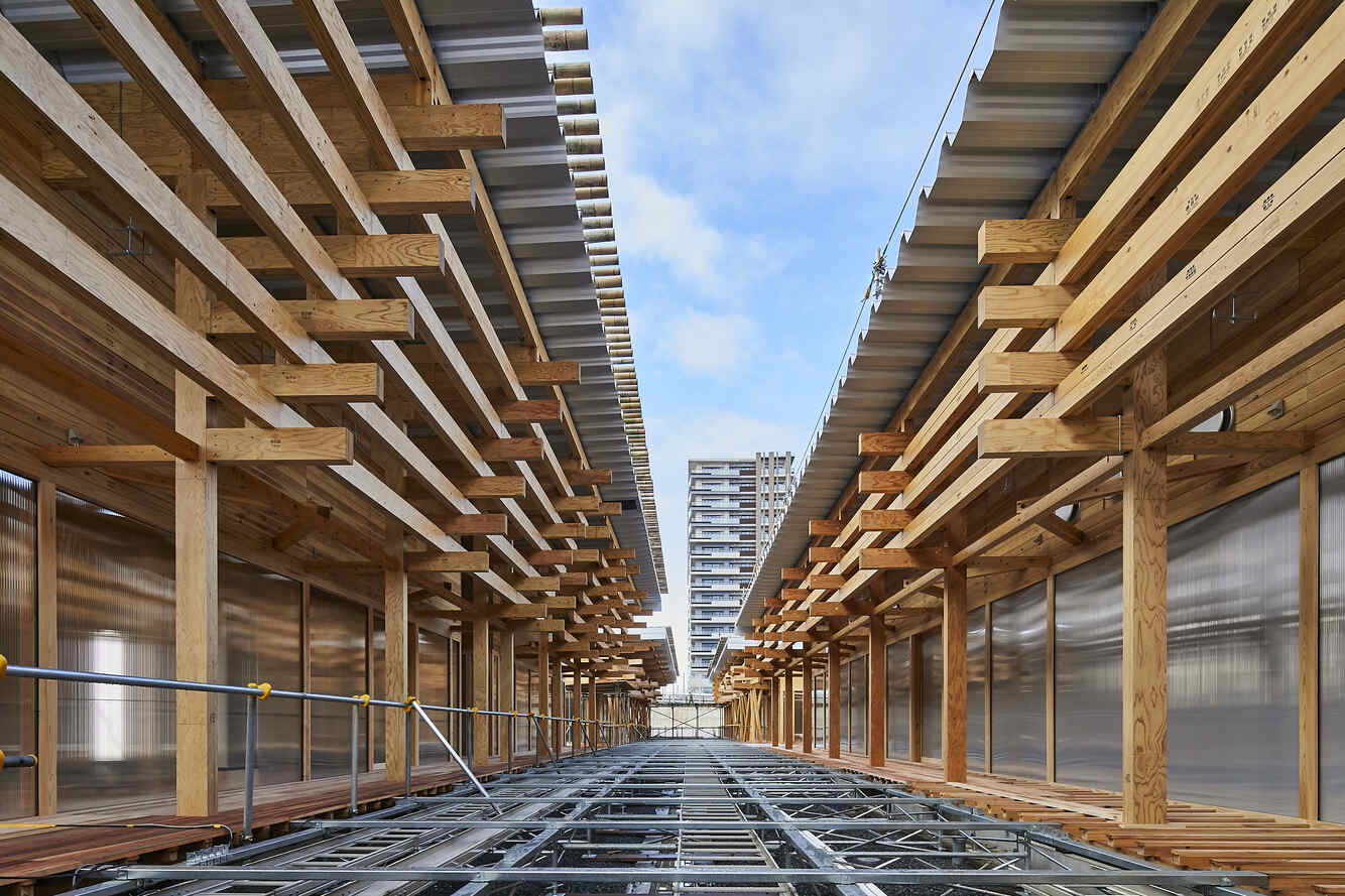 Intip pembangunan Alun-alun Wisma, salah satu fasilitas utama Wisma Atlet untuk Olimpiade 2020 Tokyo.