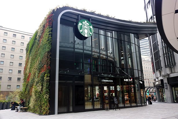 Gerai Starbucks Coffe LINKS UMEDA lantai 2 pada Annex Building LINKS UMEDA