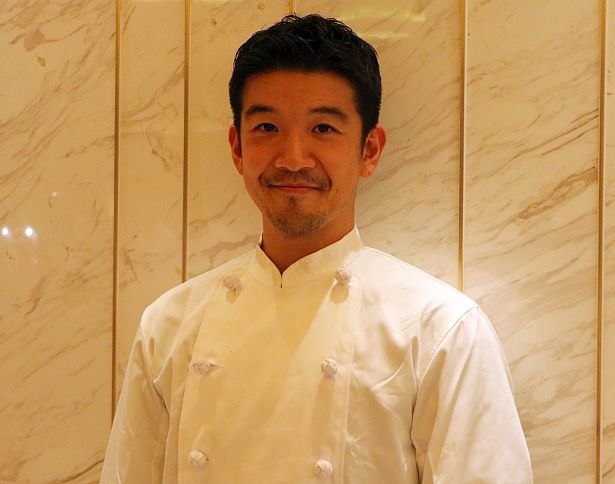 Fumio Yonezawa, seorang asisten koki asal Jepang pertama di restoran bintang tiga Jean-Georges di New York, Amerika