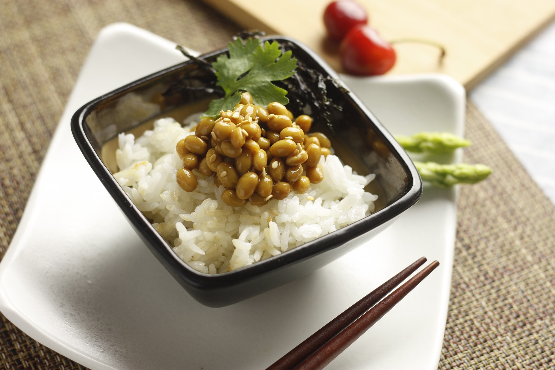 Natto adalah superfood asal Jepang yang punya banyak manfaat bagi tubuh