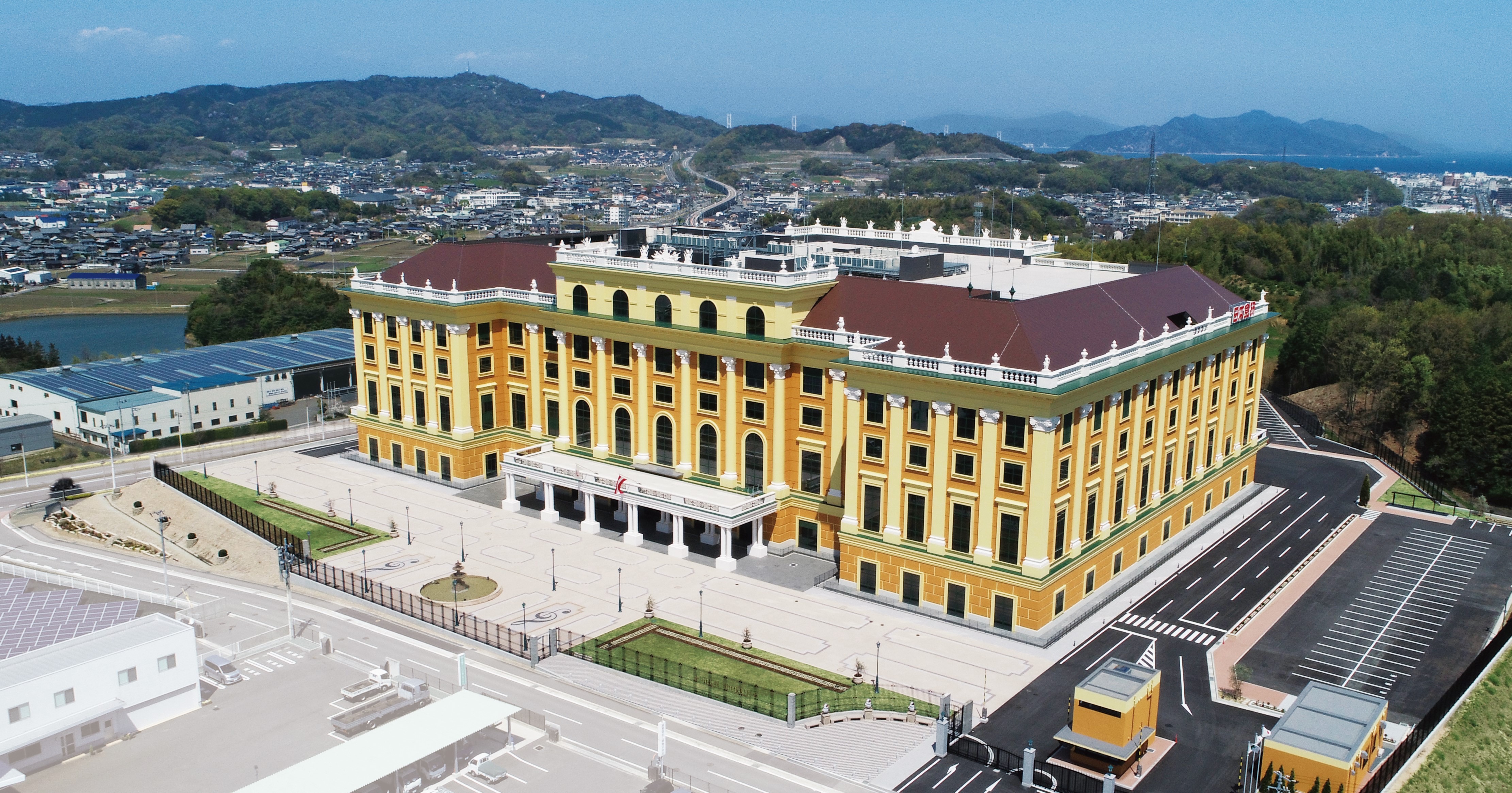 Apakah ini Vienna? Tidak, ini adalah Pabrik Istana! - Schönbrunn Kyuden Kojo