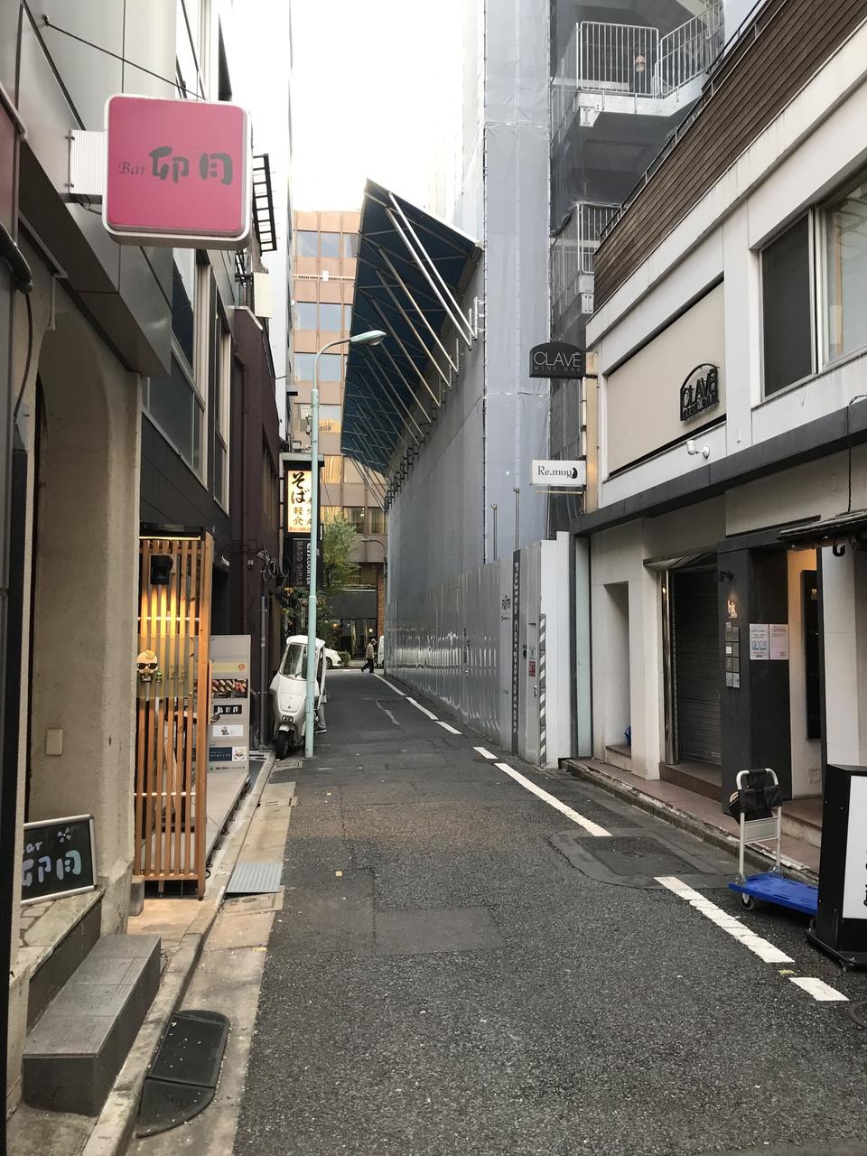 Taimei-dori St. (Ginza 6 Chome)