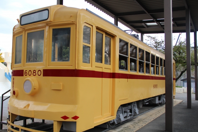 Gerbong kereta Toden 6080 di Taman Asukayama, Tokyo, Jepang.