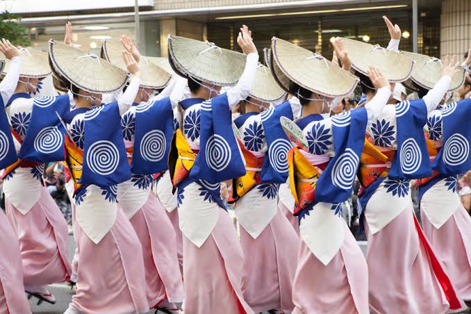 Festival tari Awa Odori dari Prefektur Tokushima, wilayah Shikoku, Jepang.