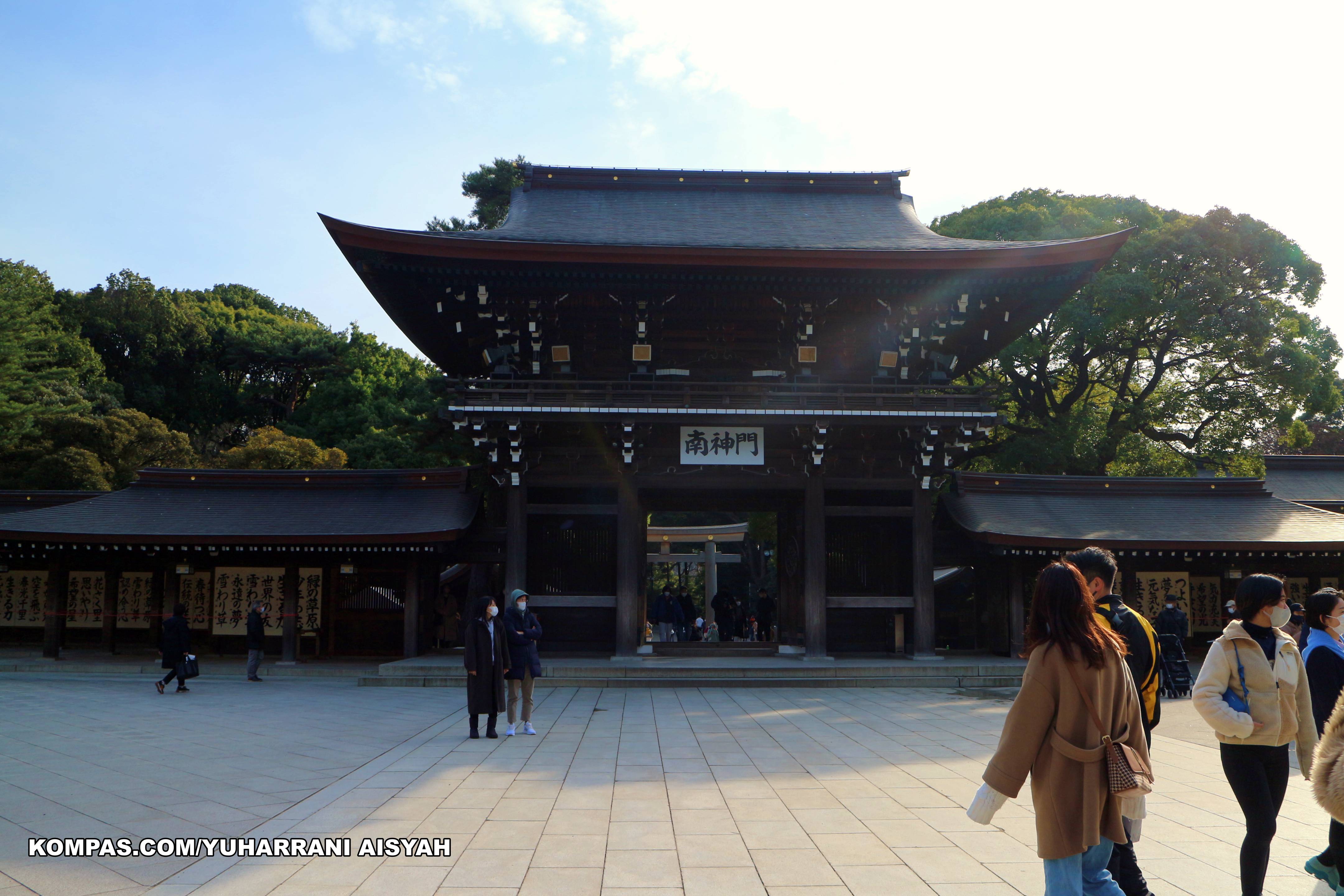 Meiji-jingu atau Kuil Meiji adalah kuil Shinto yang berlokasi di Shibuya, Tokyo, Jepang. (KOMPAS.COM/YUHARRANI AISYAH)
