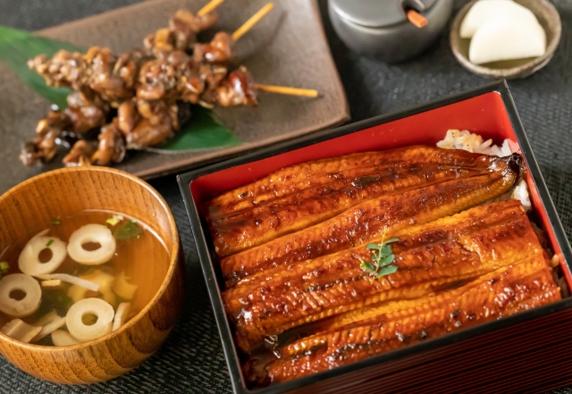 Ilustrasi unagi (ikan sidat) yang dimakan orang Jepang saat Doyou no Ushi no Hi saat musim panas. (KARAKSA MEDIA PARTNER)