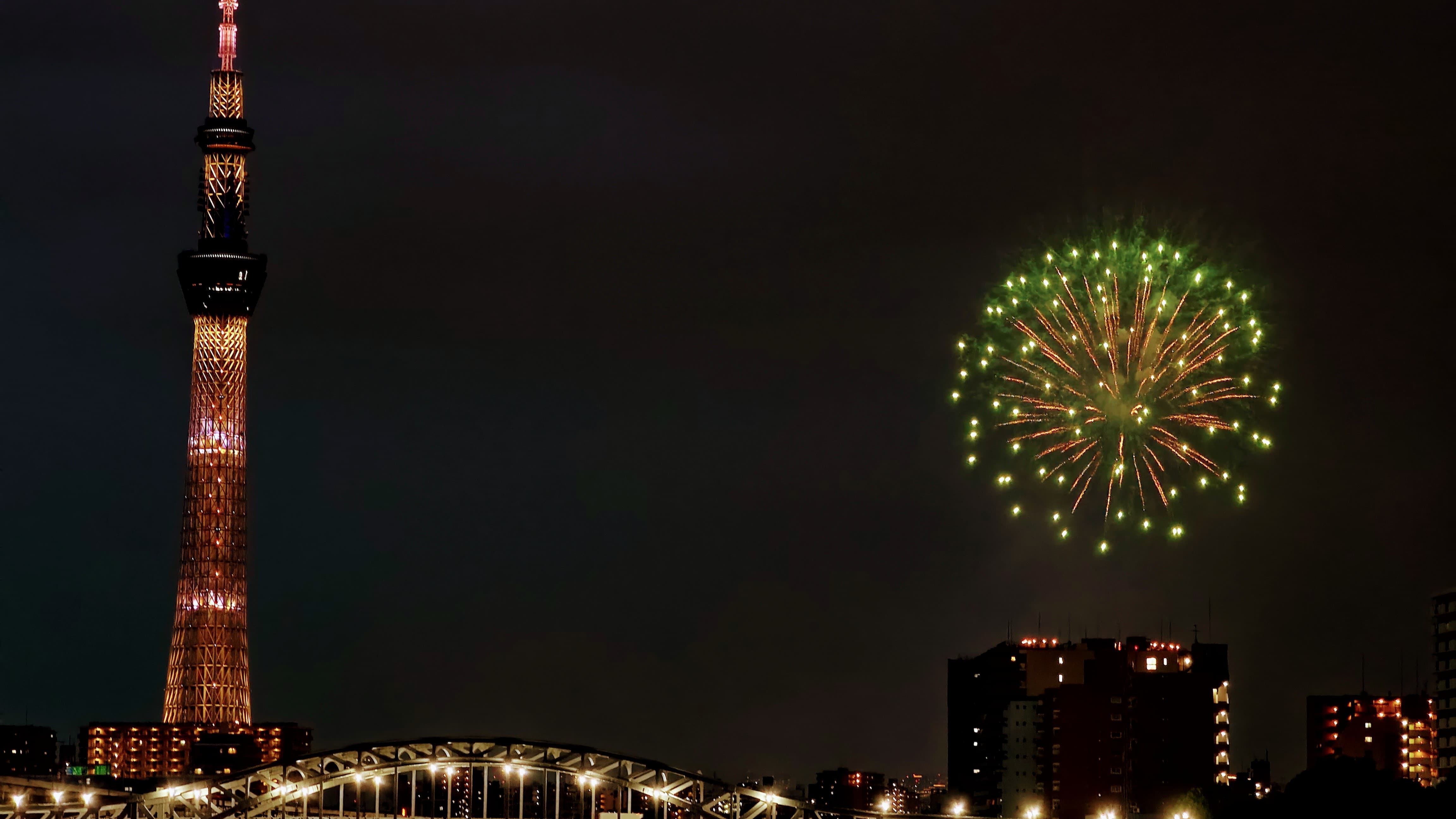 Hanabi di Tokyo Skytree. (KARAKSA MEDIA PARTNER)