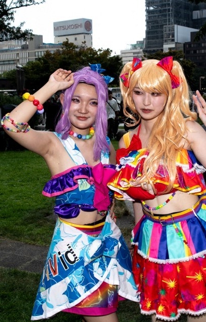 Cosplayer di World Cosplay Summit di Nagoya pada Sabtu (3/8/2024). (Photo by Philip FONG / AFP)