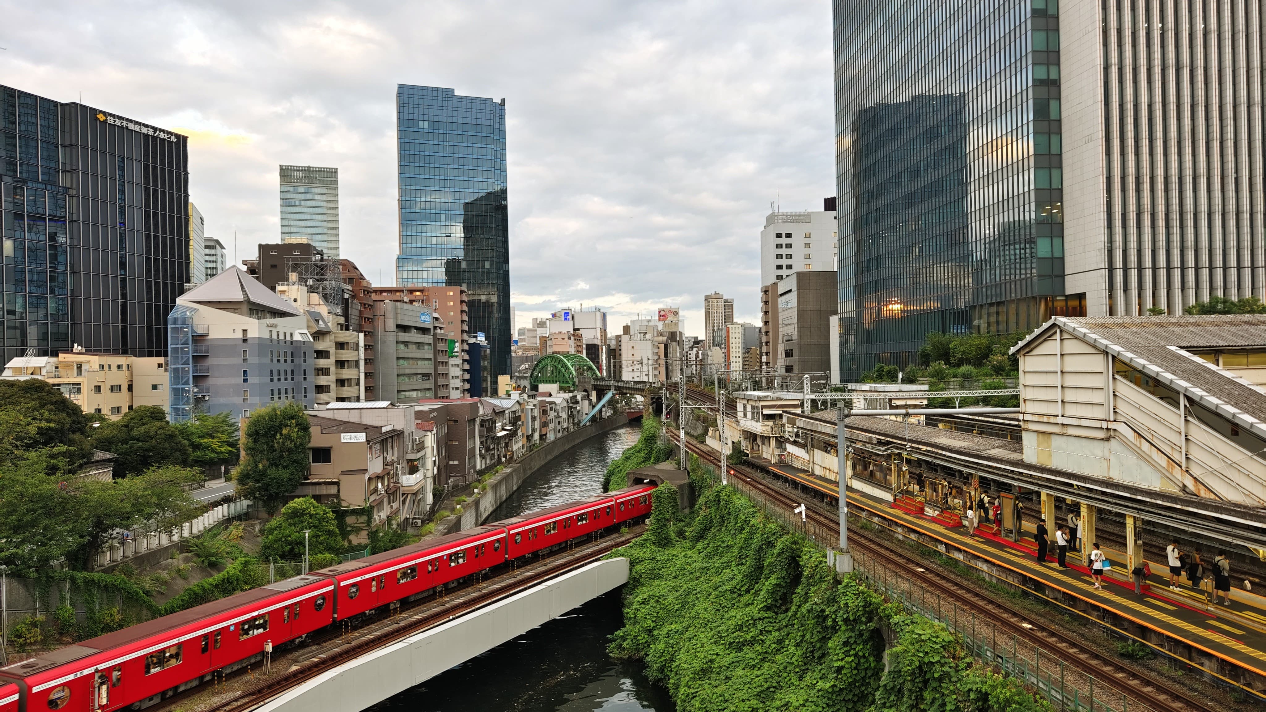 Hijiri-bashi atau jembatan Hijiri di Tokyo, Jepang. (KARAKSA MEDIA PARTNER)