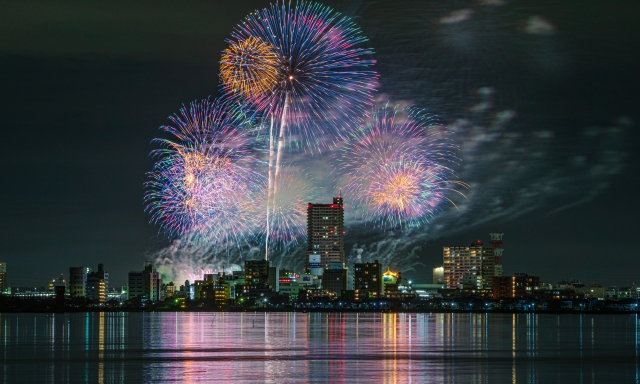 Tsukuba National Fireworks Competition di Prefektur Ibaraki, Jepang. (KARAKSA MEDIA PARTNER)