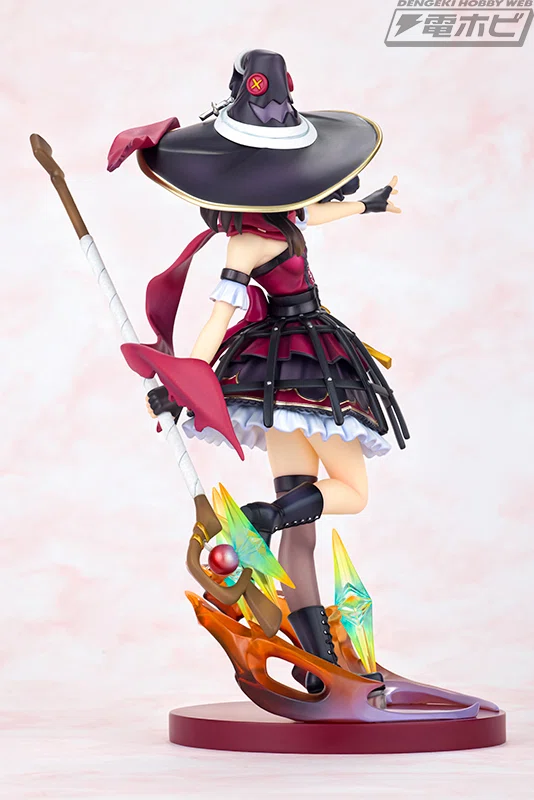 Action figure Megumin dari anime KonoSuba.