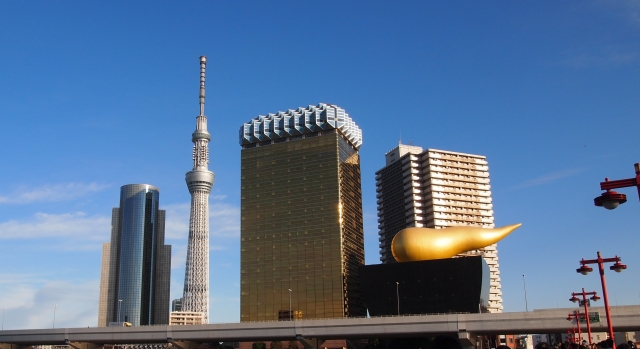 Asahi Beer Tower di Asakusa, Tokyo, Jepang.