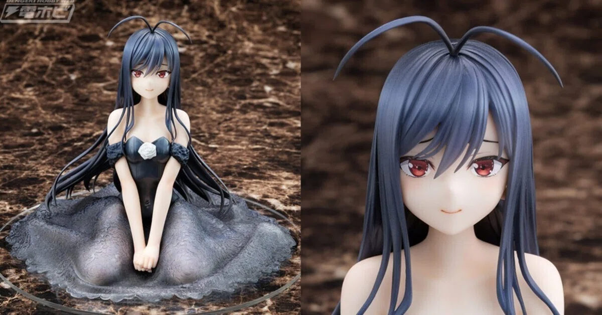 Action figure Kuroyukihime dari anime Accel World yang memakai gaun pengantin hitam transparan.