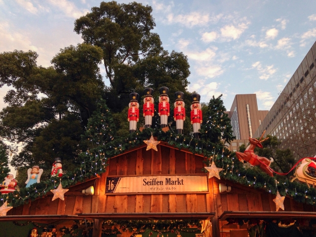 Salah satu booth di pasar Natal di Tokyo, Jepang. 