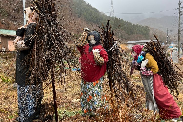 Boneka orang-orangan sawah di Nagaro, desa terpencil di Prefektur Tokushima, Jepang.