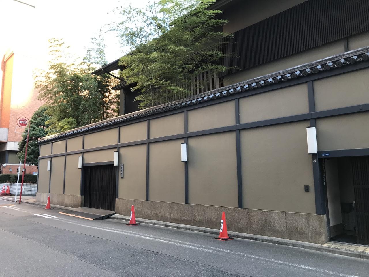 Shinbashi Kanetanaka, salah satu karya arsitektur ikonik di Ginza.