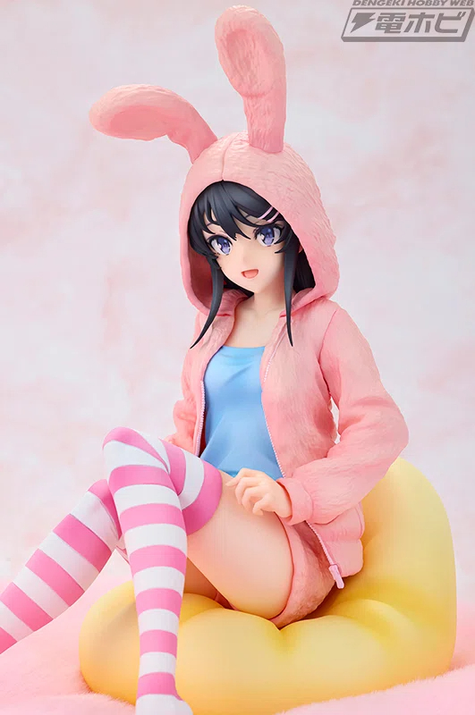 Action figure Mai Sakurajima dari anime Rascal Does Not Dream of Bunny Girl Senpai.