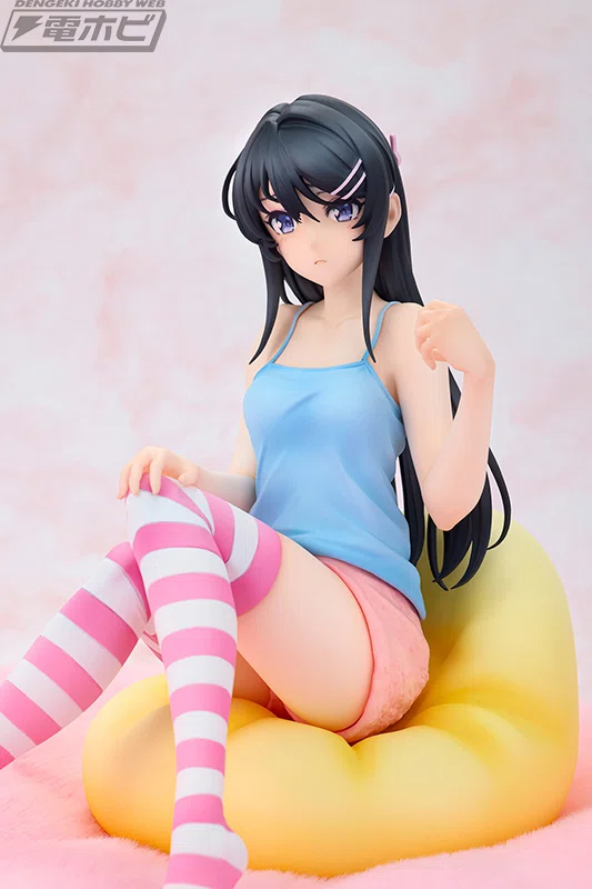 Action figure Mai Sakurajima dari anime Rascal Does Not Dream of Bunny Girl Senpai.