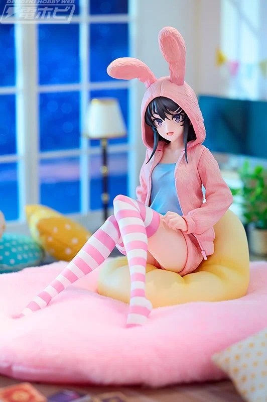 Action figure Mai Sakurajima dari anime Rascal Does Not Dream of Bunny Girl Senpai.