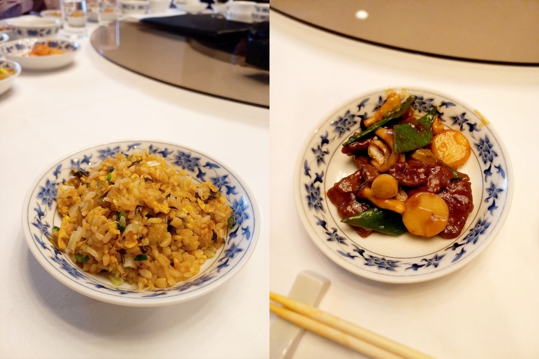 Nasi goreng dan daging sapi lada hitam khas restoran chinese food di Yokohama Chinatown, Jepang.