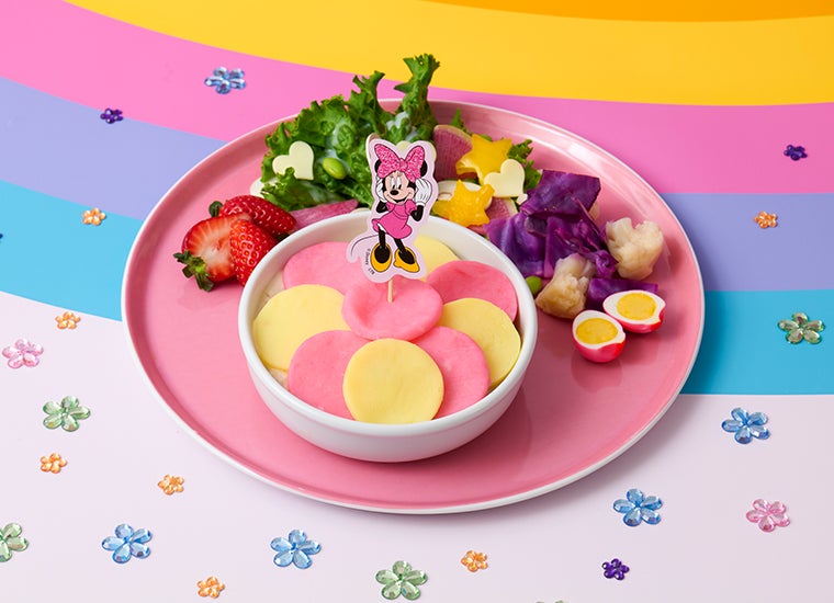 Pink Potato Gratin Minnie, salah satu menu di kafe bertema Minnie Mouse dan Daisy Duck di Tokyo dan Osaka.