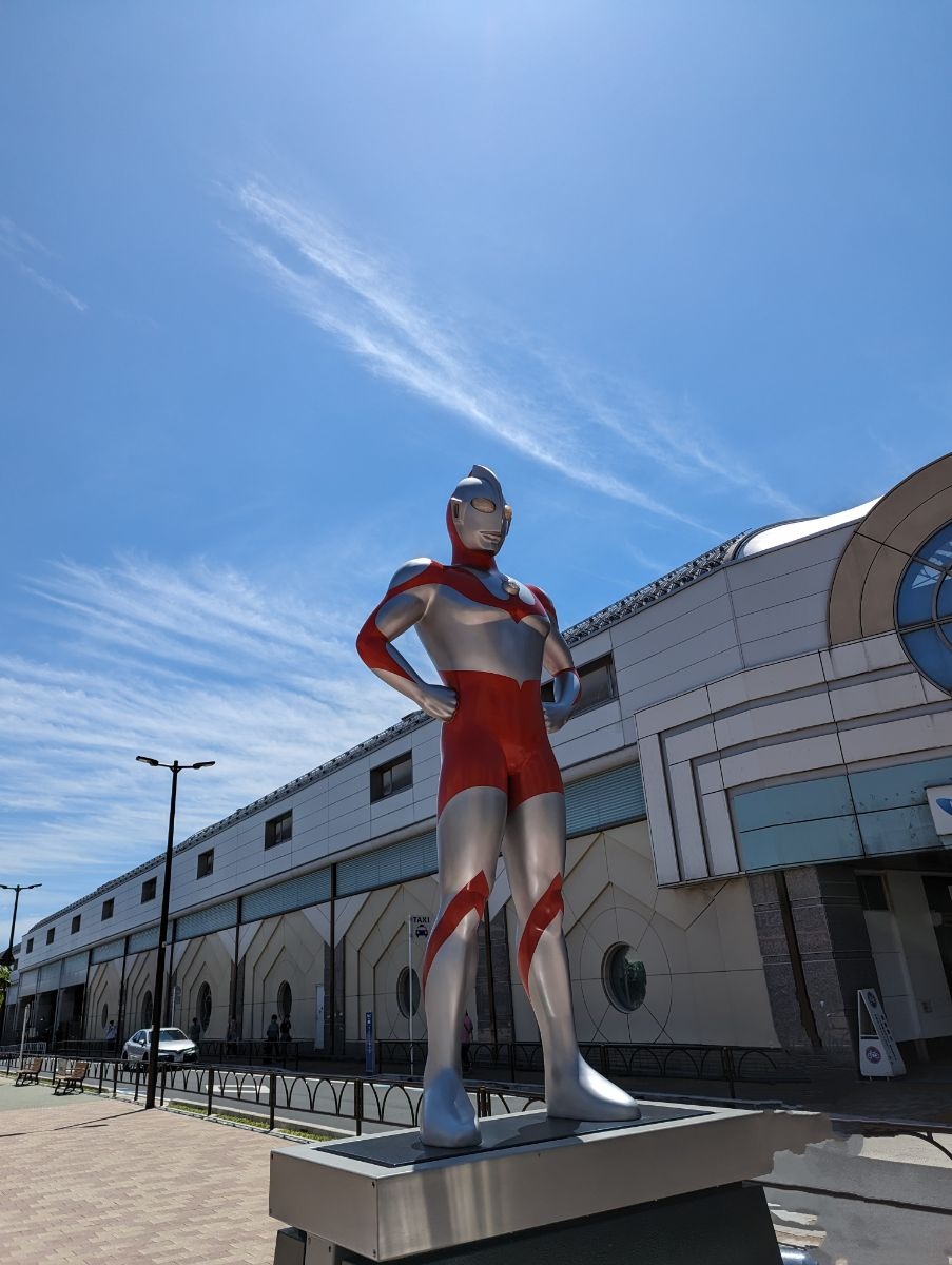 Soshigaya-Okura, Kota Ultraman di Tokyo, yang punya patung Ultraman di Ultraman Plaza.