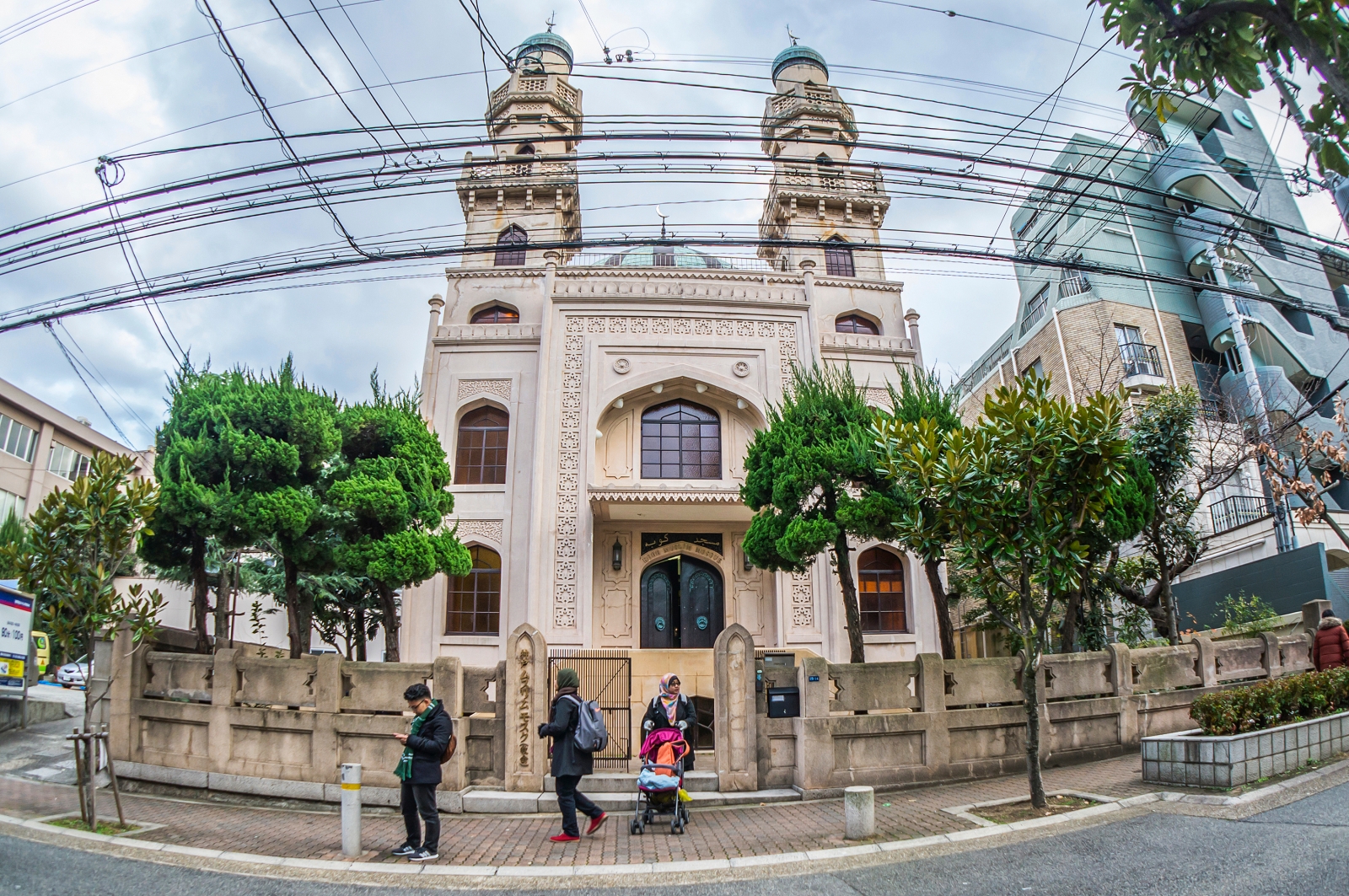 Masjid Kobe diresmikan pada 1935, merupakan masjid tertua di Jepang. (Foto diambil pada 15 Desember 2016)