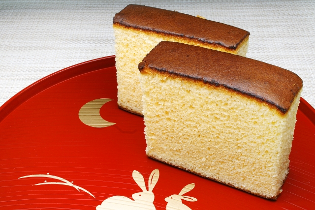 Kastela, kue bolu lembut khas Nagasaki, Jepang.