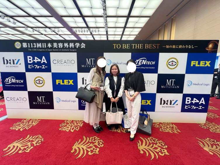 Dewi saat menghadiri acara study dokter Japan Society of Aesthetic Surgery Mei 2025.