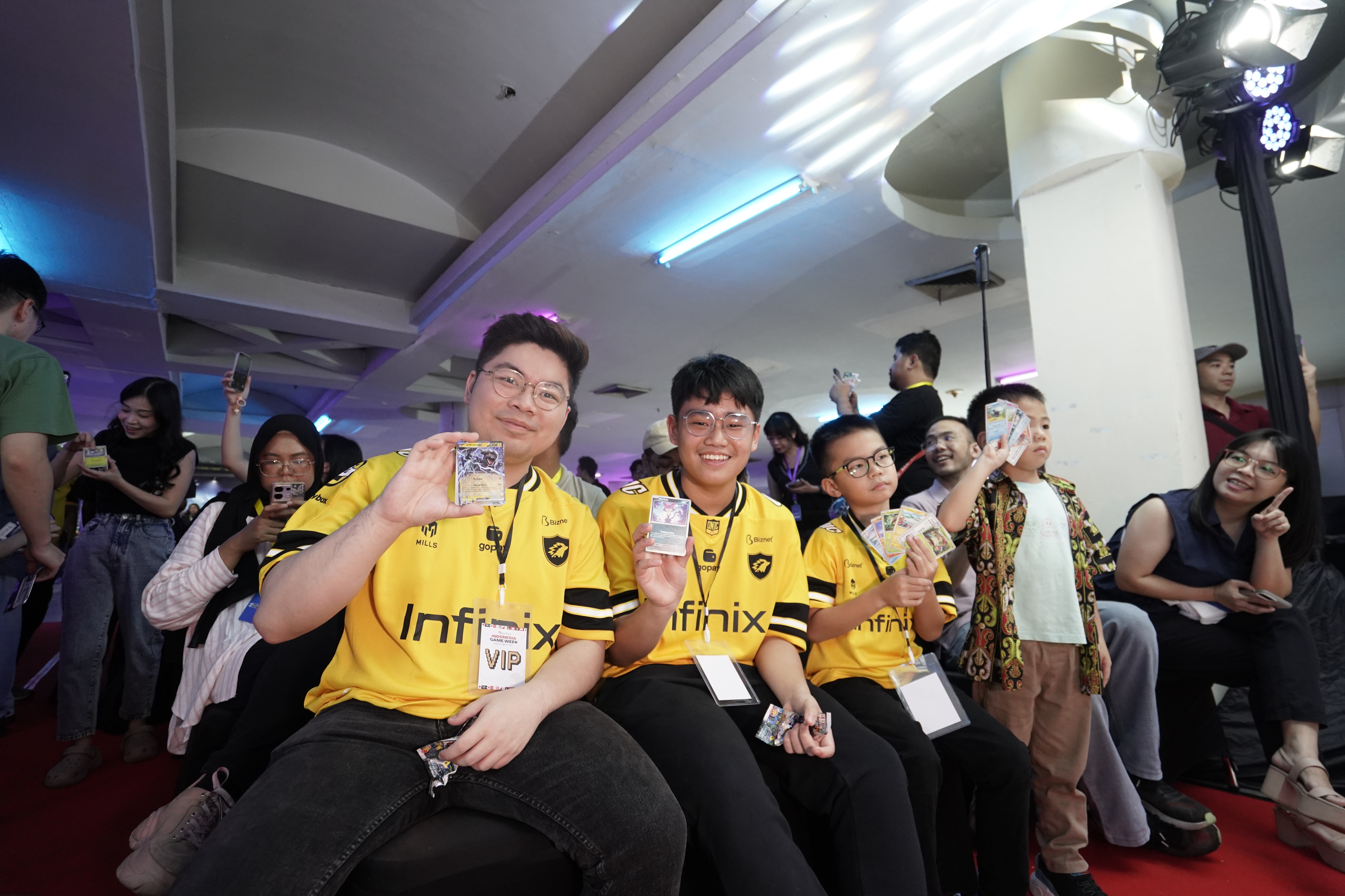 Arlen Siswara Wong tampil sebagai wakil dari Divisi Junior, Lionel Mikael Tan dari Divisi Senior, dan Terry Hilario Santoso dari Divisi Master. Mereka adalah tiga dari 20 pelatih Indonesia yang akan bertanding pada Pokémon World Championships 2025 di Amerika Serikat.