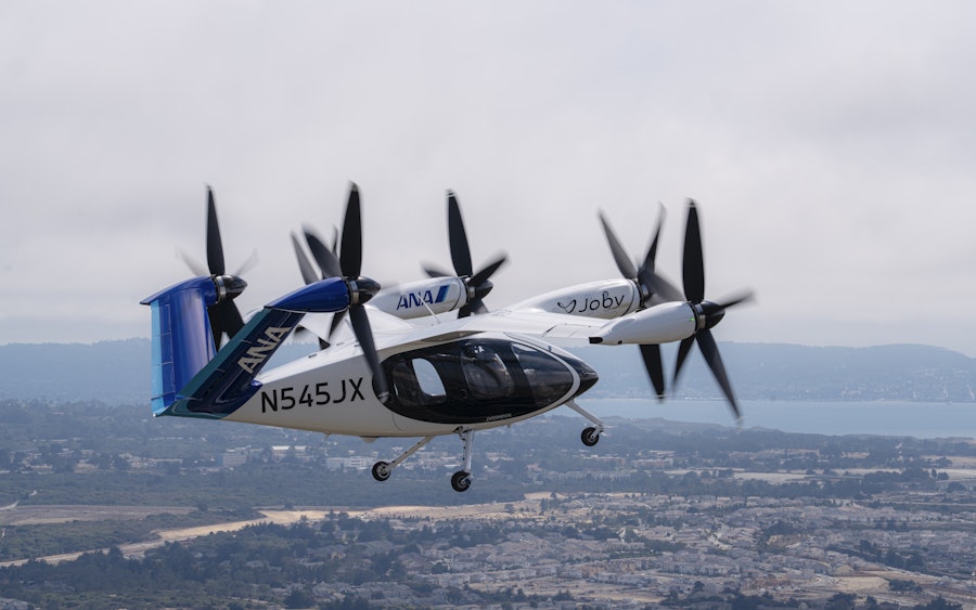 Taksi listrik terbang oleh maskapai penerbangan Jepang ANA dan perusahaan Amerika Serikat, Joby Aviation.