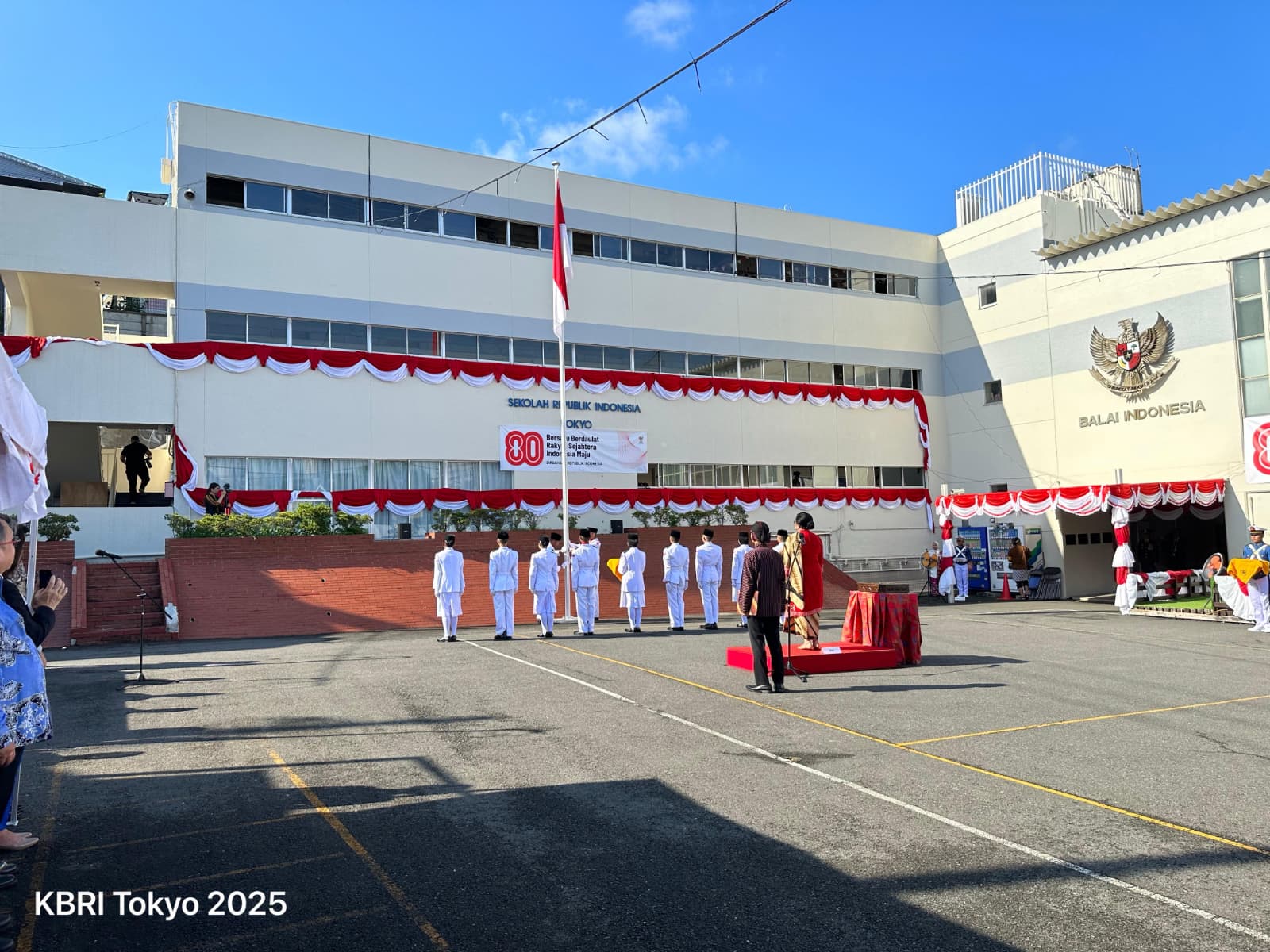 Ratusan WNI di Jepang rayakan peringatan HUT ke-80 RI bersama KBRI Tokyo di Sekolah Indonesia Tokyo, Minggu (17/8/2025).