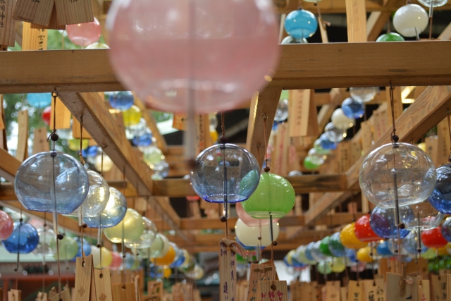 Furin, lonceng angin yang biasa dipasang saat musim panas di Jepang.