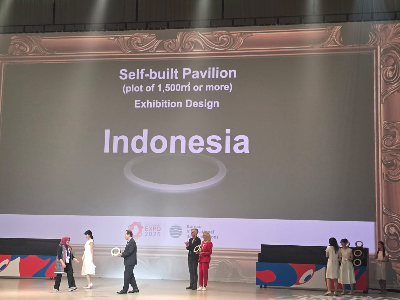 Pavilion Indonesia meraih penghargaan Silver Award dalam kategori Type Self-built Pavilion di Expo 2025 Osaka, Jepang.