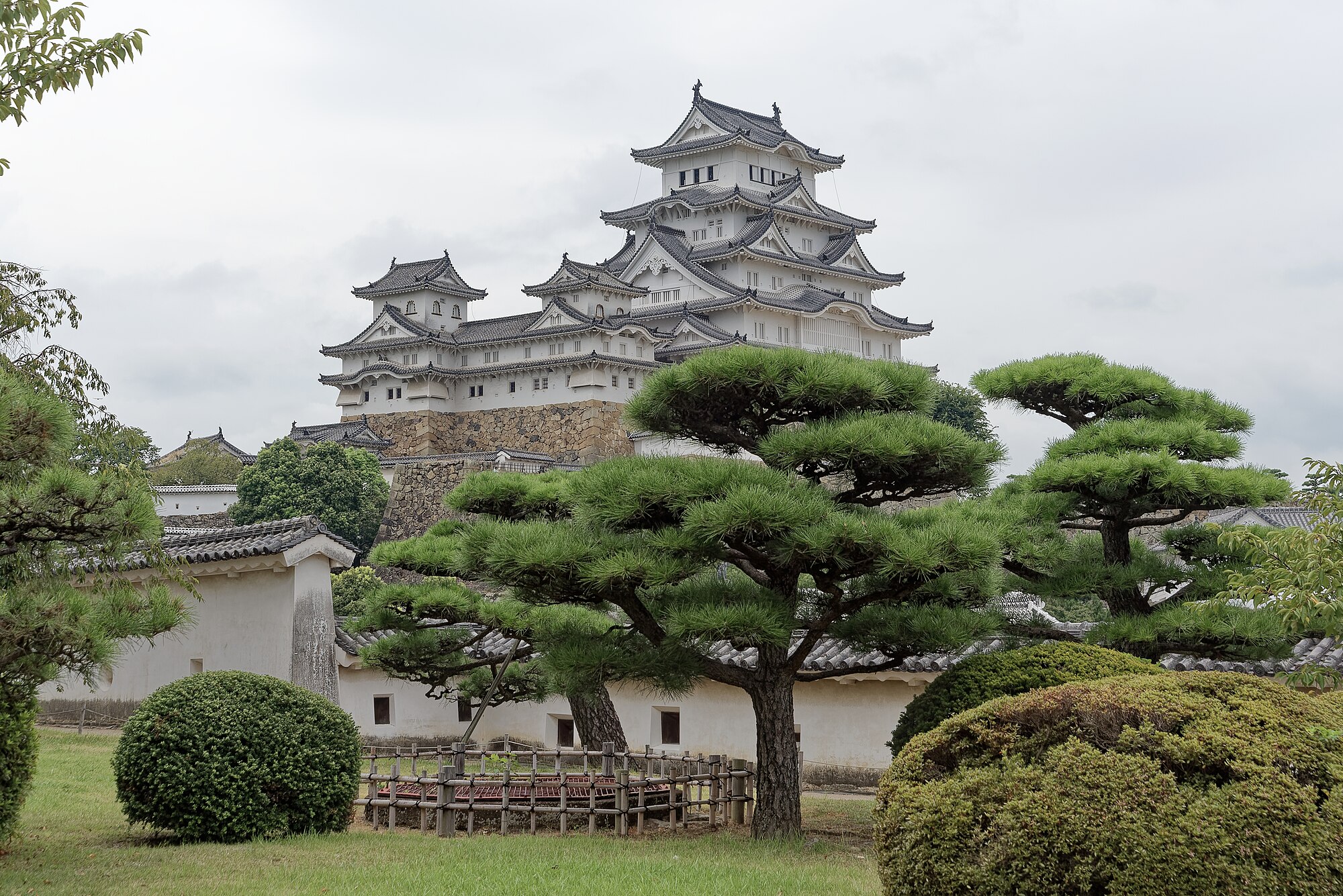 Kastil Himeji di Jepang.