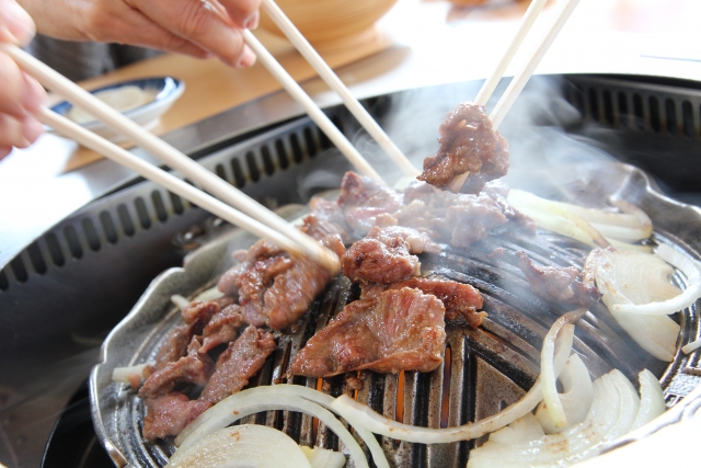 Hokkaido jingisukan, barbeku domba khas Hokkaido, Jepang.