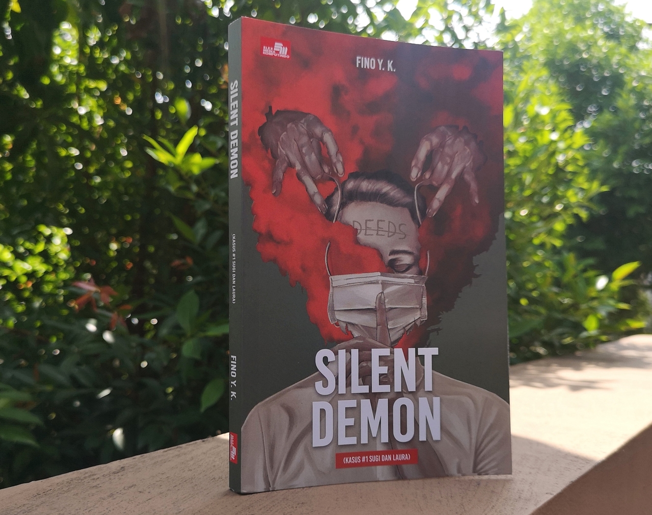 Novel Silent Demon