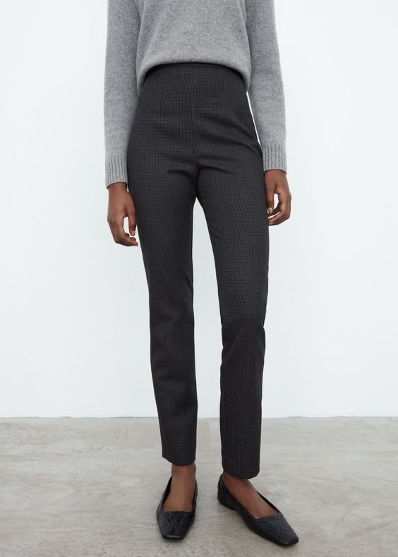 Warna yang Harus Dihindari Kulit Sawo Matang