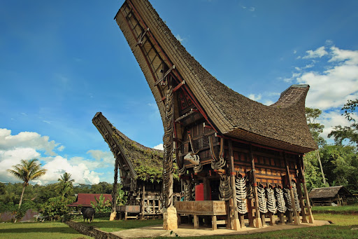 Rumah Adat Terunik