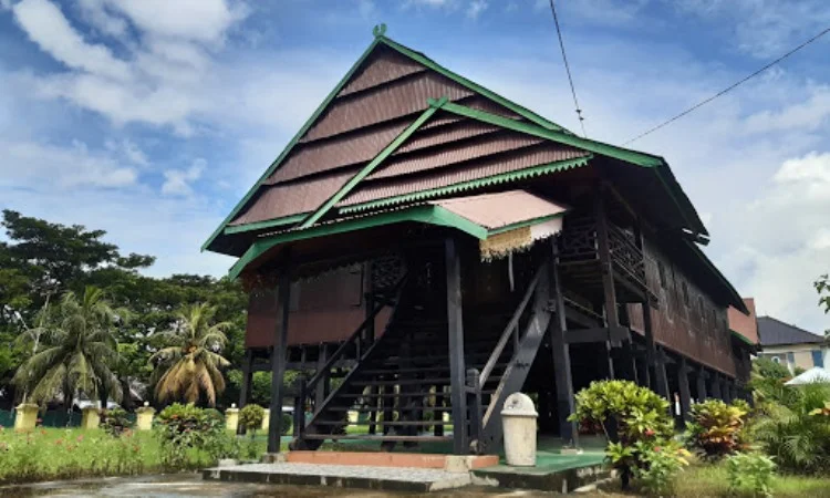 Rumah Adat Bugis