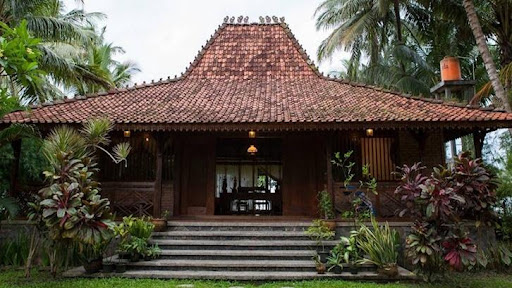 rumah adat limasan 