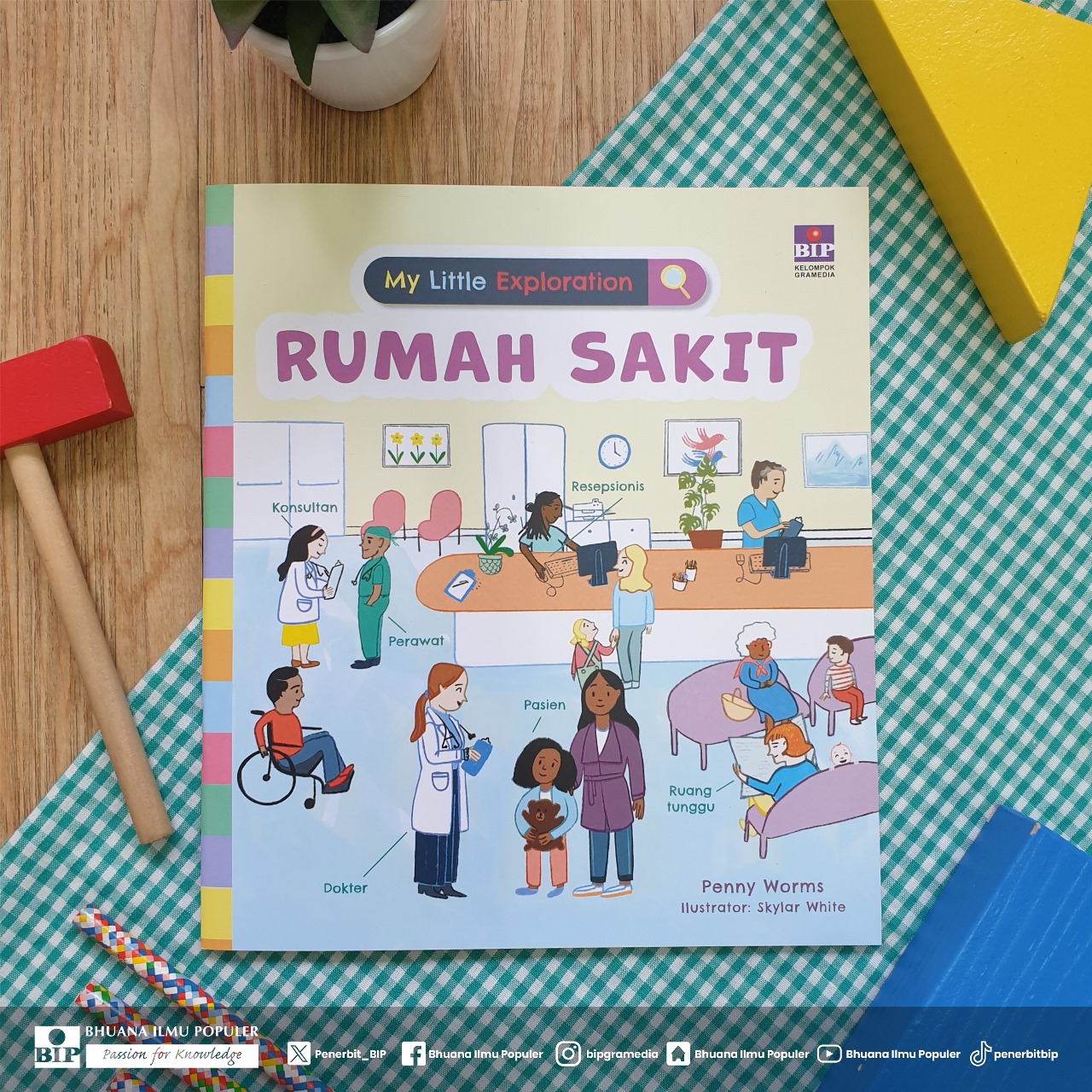 Buku My Little Exploration Rumah Sakit