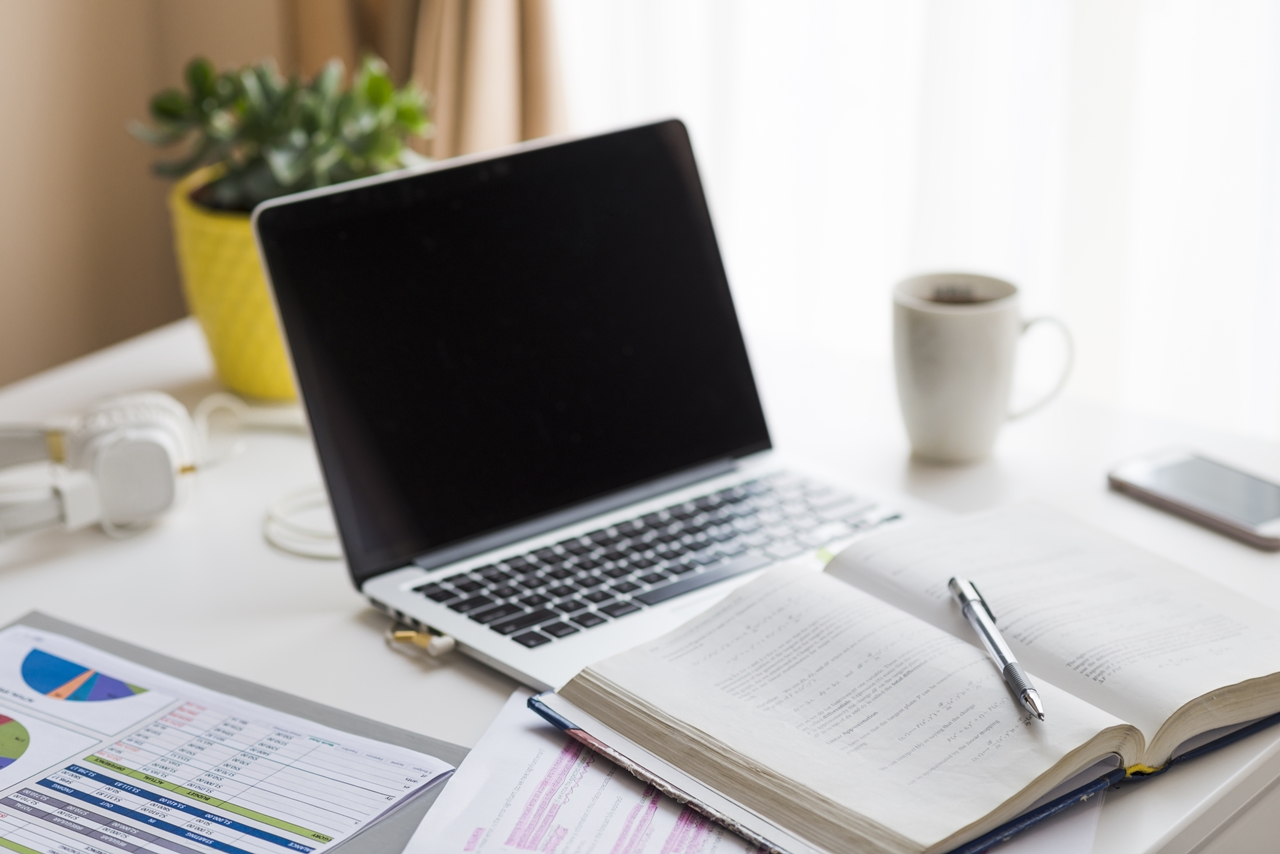 Cara Menulis Footnote dari Buku