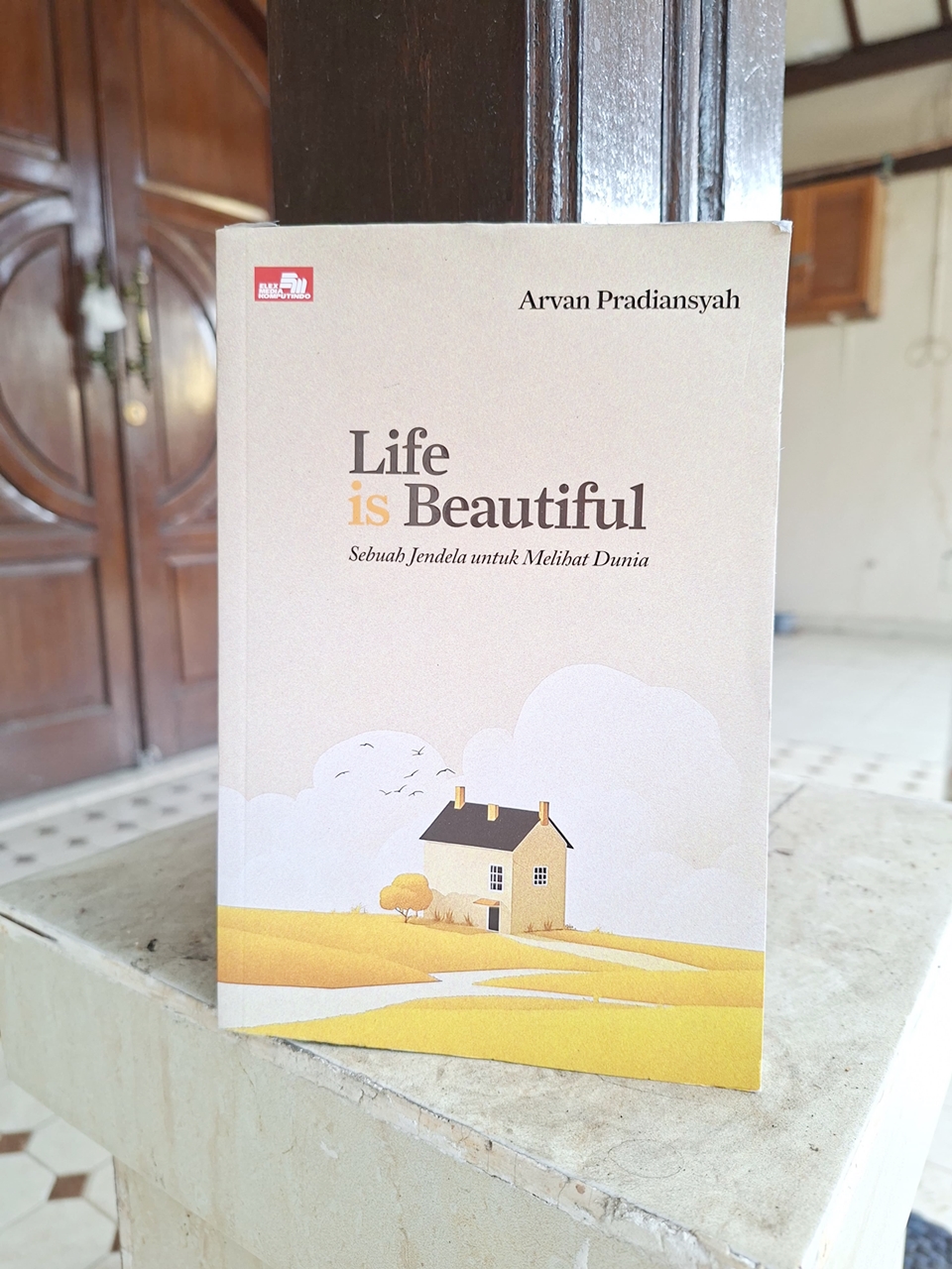 Buku Life Is Beautiful