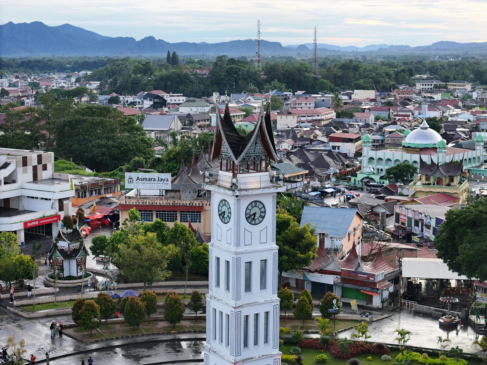 Bagaimana Letak Astronomis Memengaruhi Pembagian Zona Waktu?