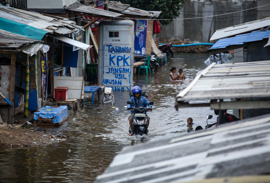 Banjir Rob di Muara Angke Jakarta Utara