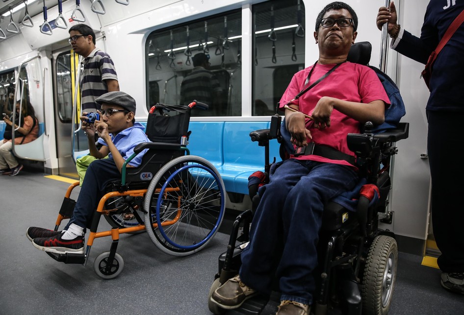 Penyandang Disabilitas Uji Coba MRT