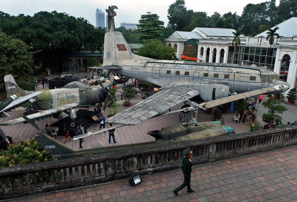 WISATA MUSEUM SEJARAH MILITER VIETNAM