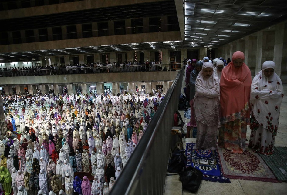 Salat Tarawih Pertama Masjid Istiqlal Ramadan
